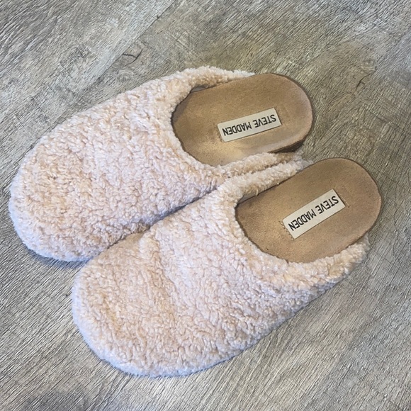 Steve Madden Women’s Veda Slipper - Picture 5 of 6